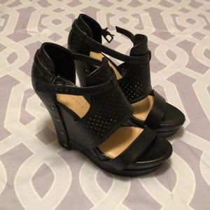 *SOLD to Sassysag74* Gianni Bini Wedge Heels